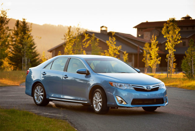 2013 Hybrid Toyota Camry