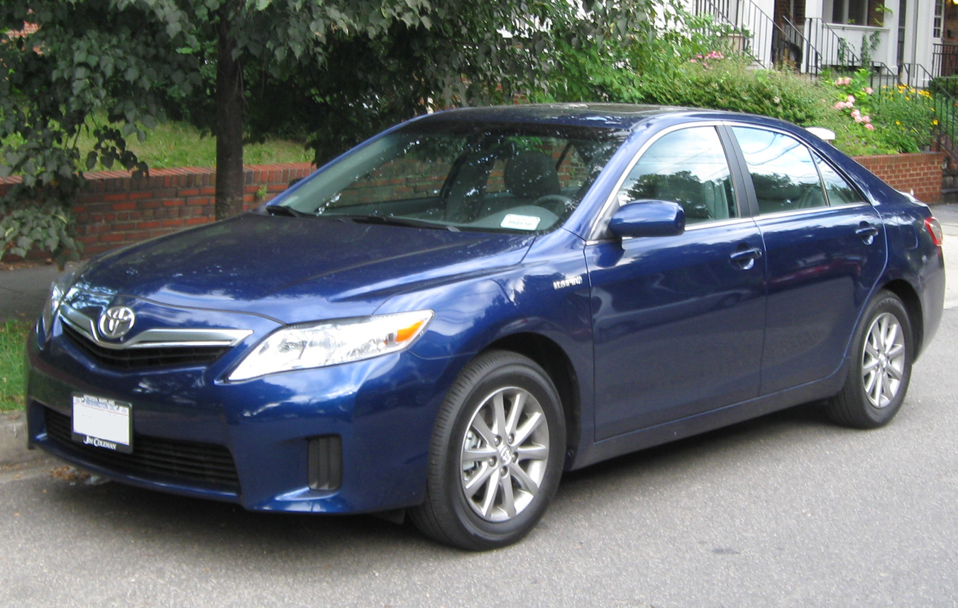 Hybrid Toyota Camry 2010