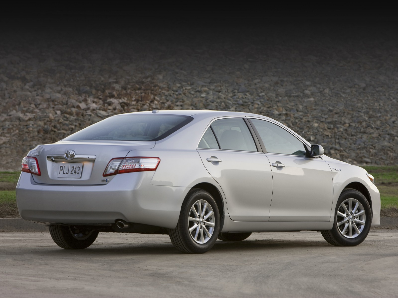 Hybrid Toyota Camry 2010