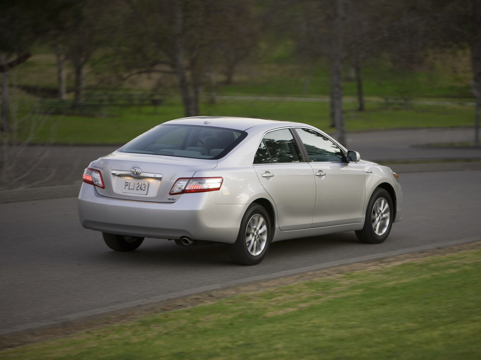 Hybrid Toyota Camry 2010