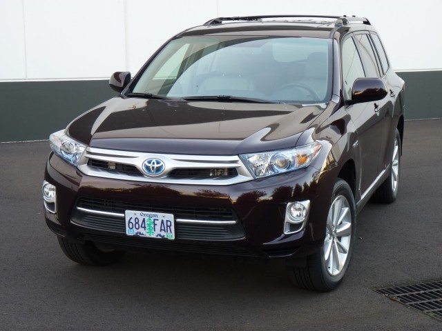 Hybrid Toyota Highlander 2012